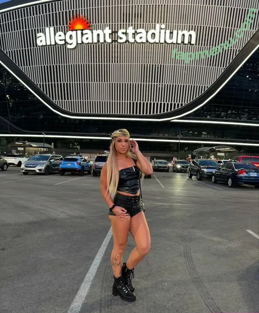 Thea Hail nude photo #0315 (theahail_wwe)