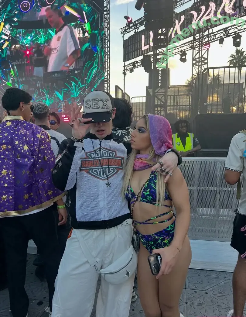 Thea Hail nude photo #0398 (superstars / theahail_wwe)