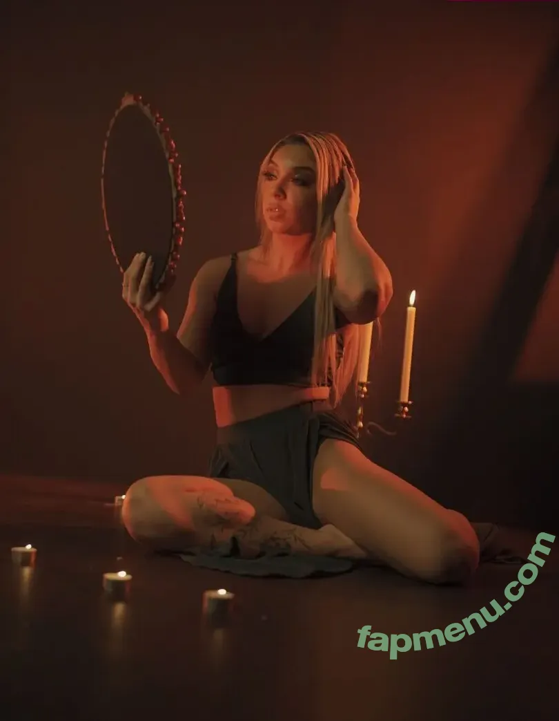 Thea Hail nude photo #0413 (superstars / theahail_wwe)