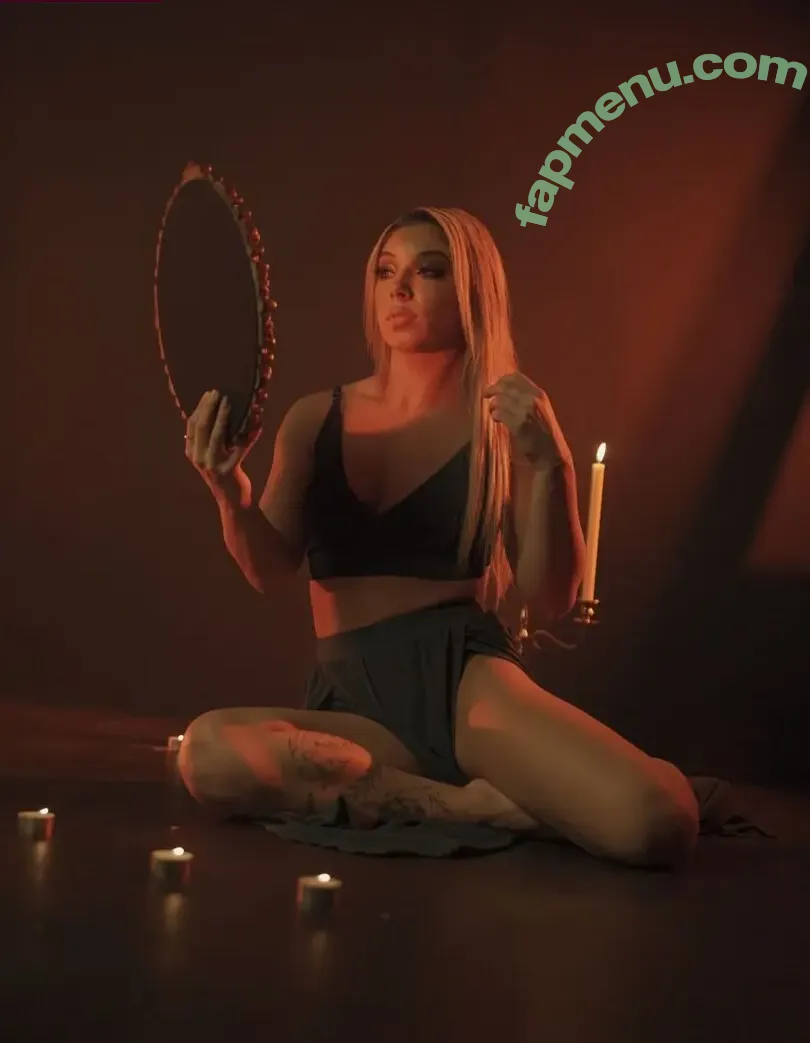 Thea Hail nude photo #0414 (superstars / theahail_wwe)