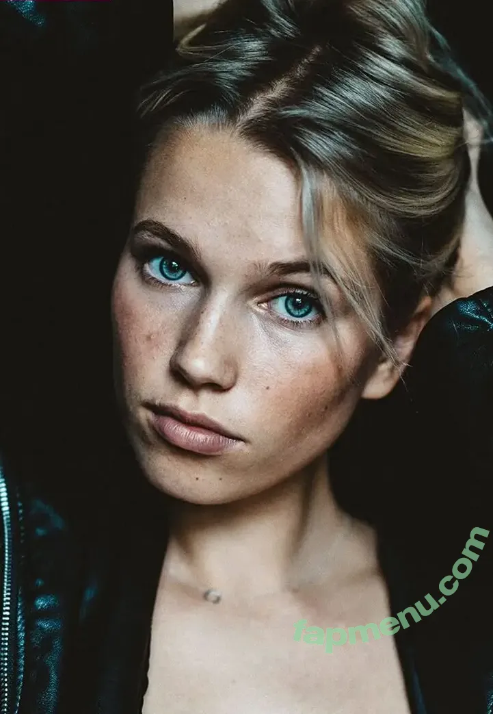 Thea Sofie nude photo #0011 (Thea Sofie)