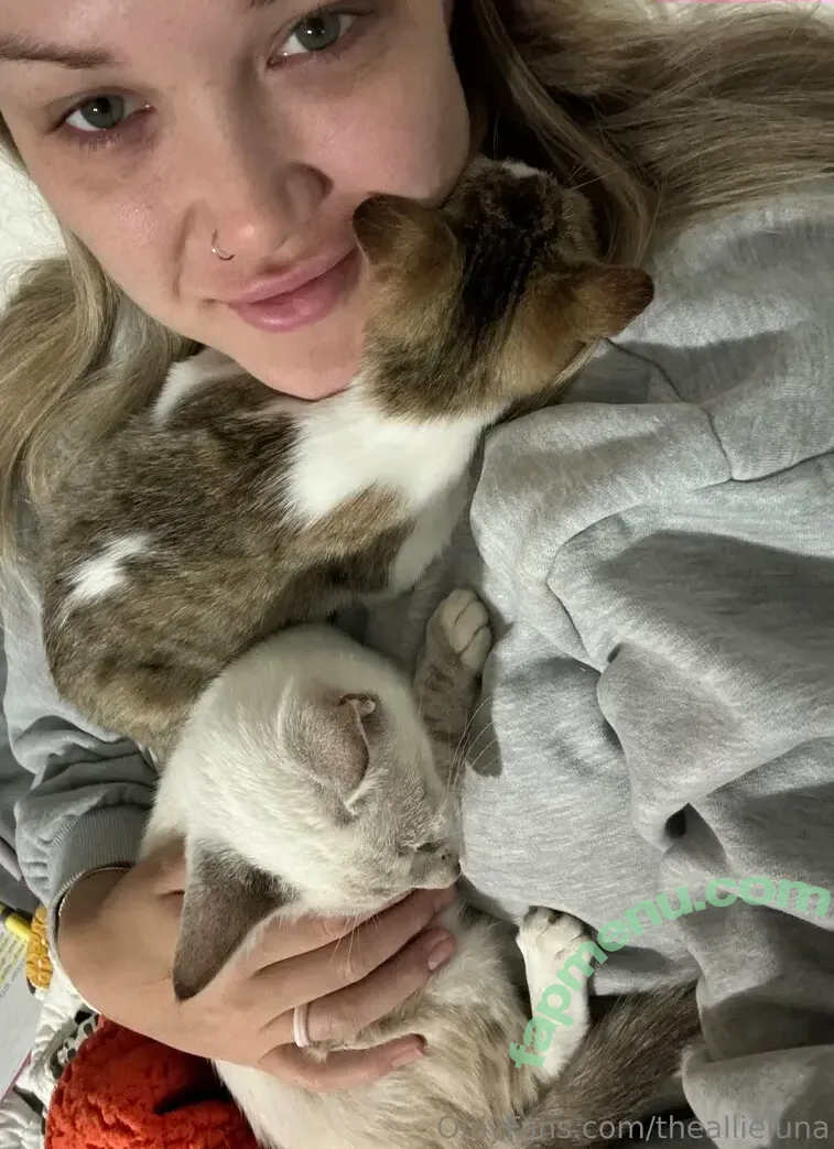 theallieluna nude photo #0024 (theallieluna)