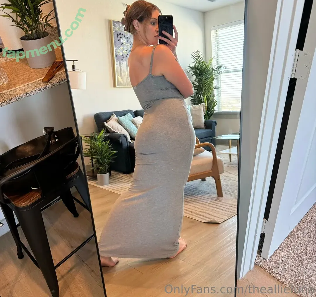 theallieluna nude photo #0037 (theallieluna)