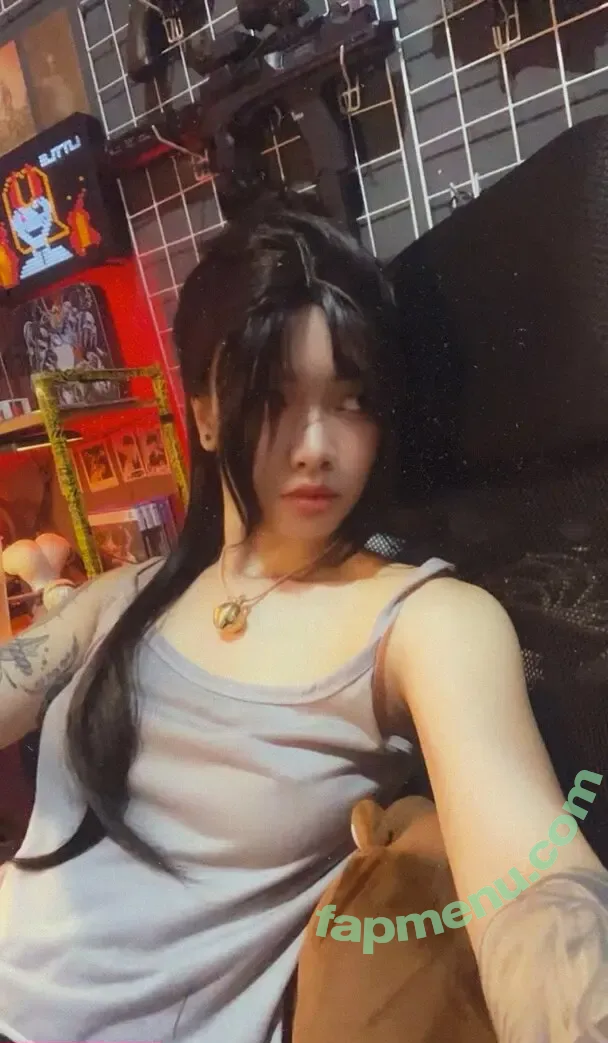 theavtist nude photo #0012 (AVE / the_acido)