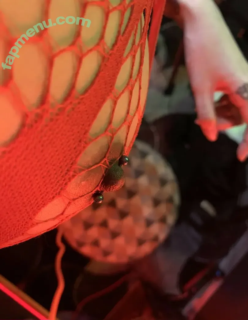 theavtist nude photo #0026 (AVE / the_acido)