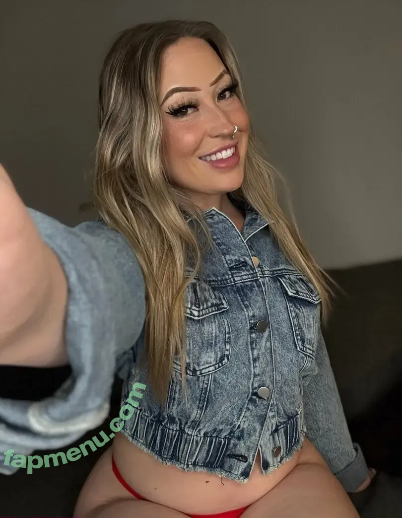 thebaddiebonnie nude photo #0125 (benitapeters_)