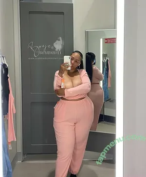 thebbwbombshell / bigboujeebadazz nude photo #0001