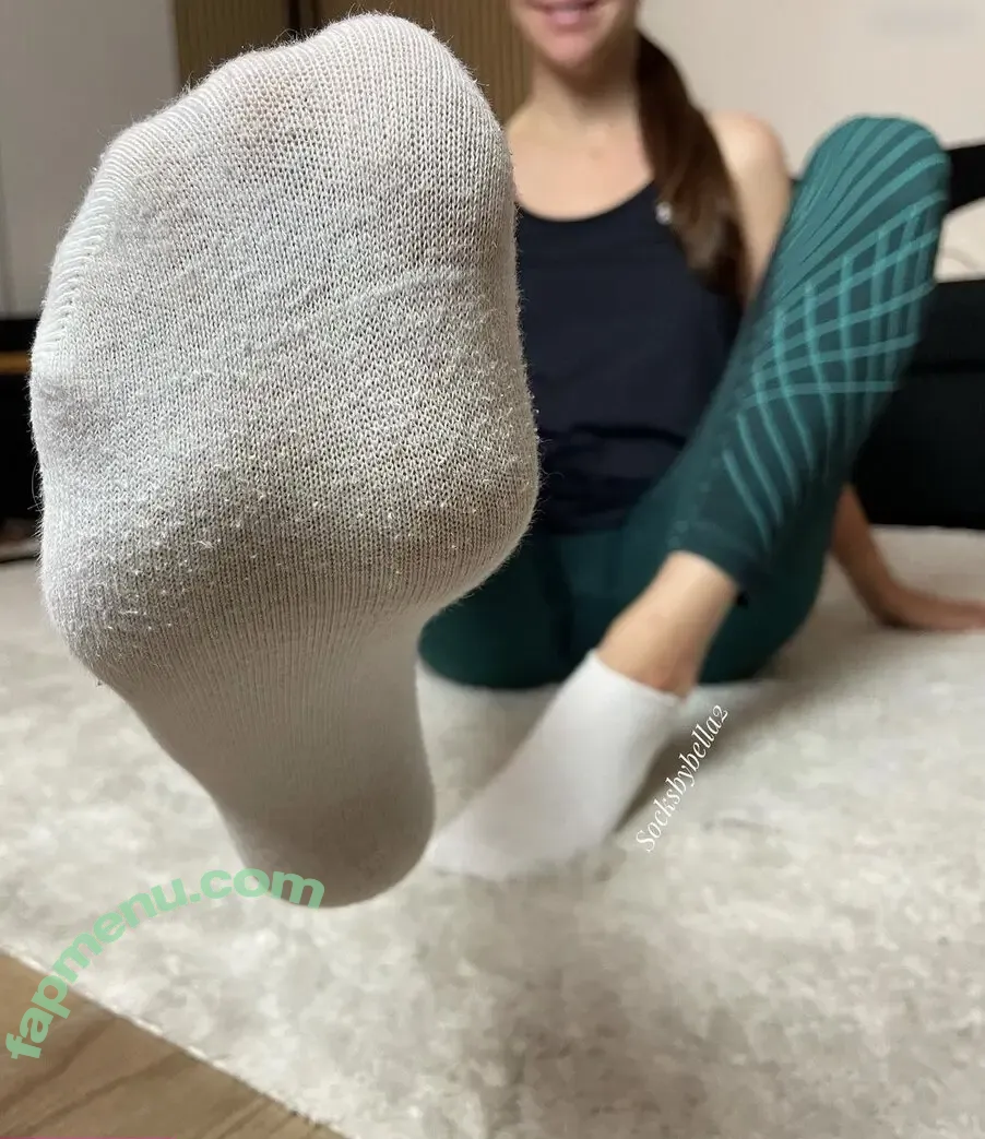 Thebellavibe nude photo #0012 (socksbybella2 / the.bella.vibe / the.bella.vibe.vip)