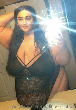 thebigassssbbw1 / thebigglooom nude photo #0052