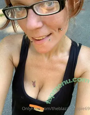 theblazzinhippie69 / melimtx nude photo #0026