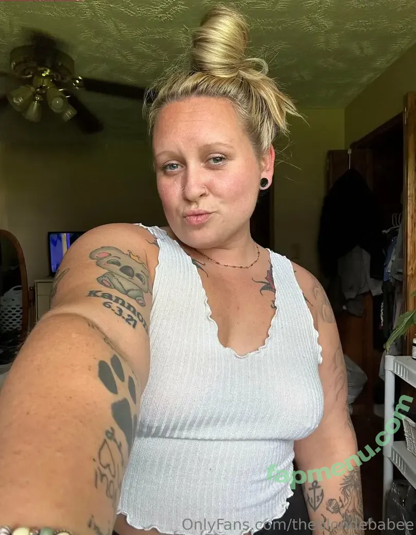 theblondebabee nude photo #0001 (theblondebabettv)