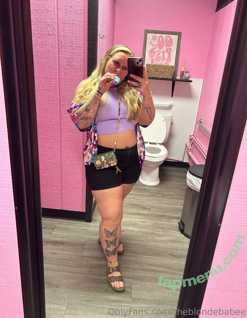 theblondebabee nude photo #0009 (theblondebabettv)