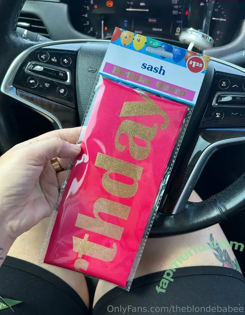 theblondebabee nude photo #0012 (theblondebabettv)