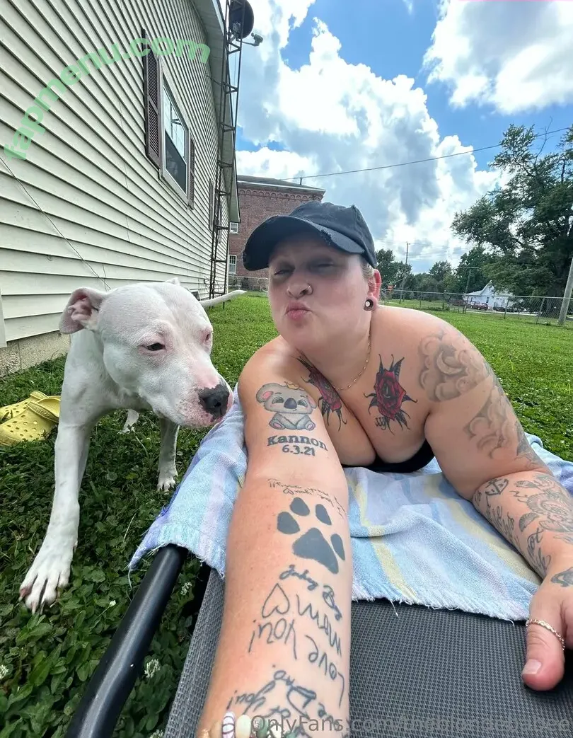 theblondebabee nude photo #0016 (theblondebabettv)