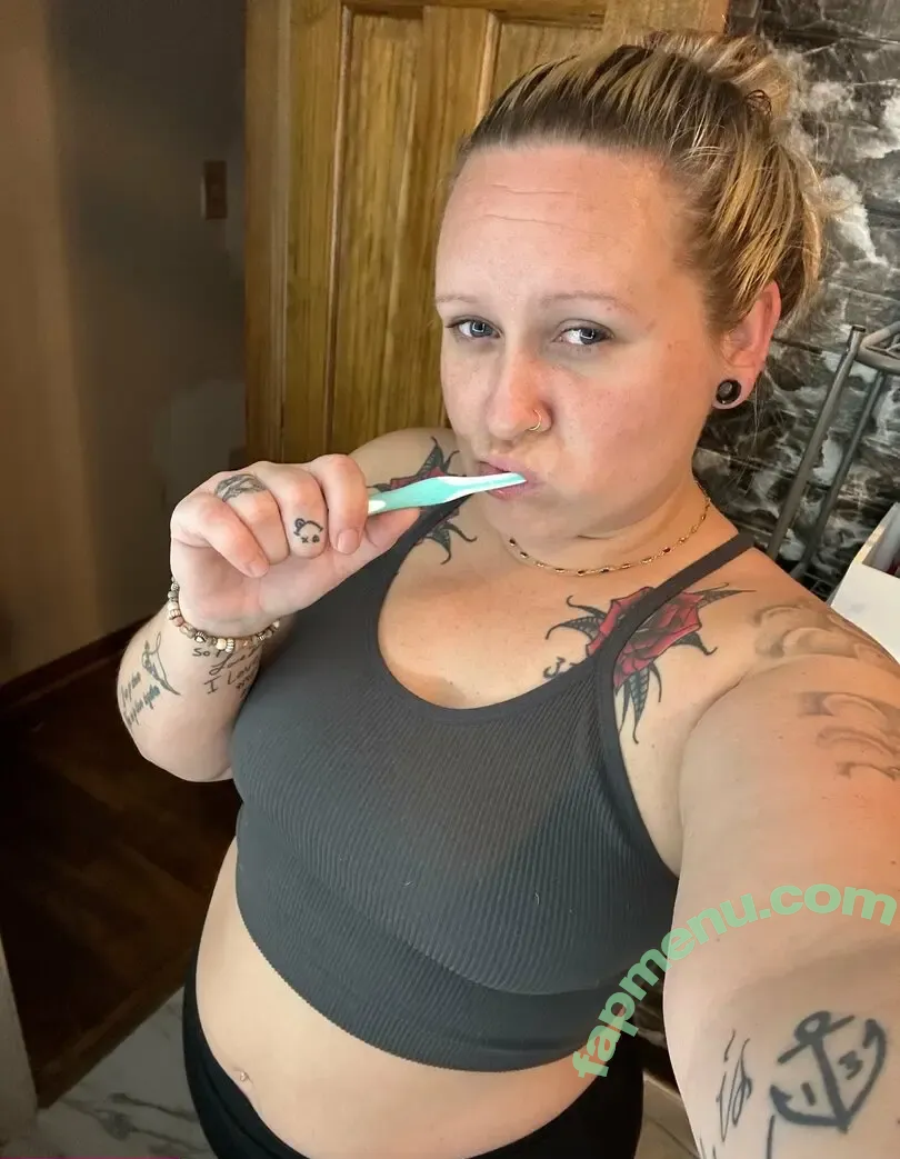 theblondebabee nude photo #0020 (theblondebabettv)