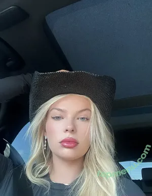 theblondebarbiexo555 / thechanelbestcoast nude photo #0066