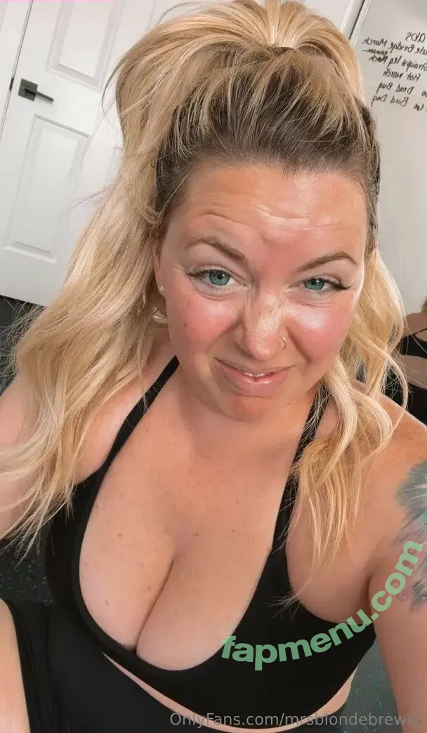 Theblondebrewer Maggie nude photo #0005 (theblondebrewer / theblondebrewerfeet)