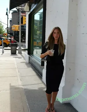 theblondieee / blondnswaggy / dashadova / knowhosheis / youknoher nude photo #0033