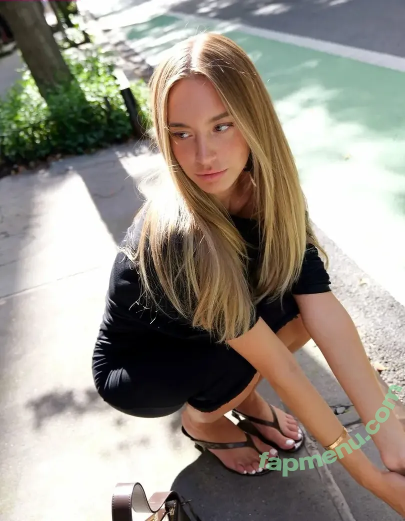 theblondieee nude photo #0031 (blondnswaggy / dashadova / knowhosheis / youknoher)