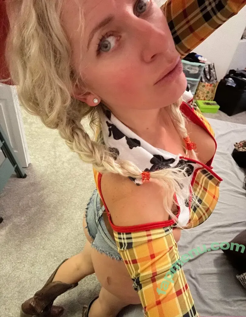 theblondintheblue nude photo #0001 (theblondintheblue)
