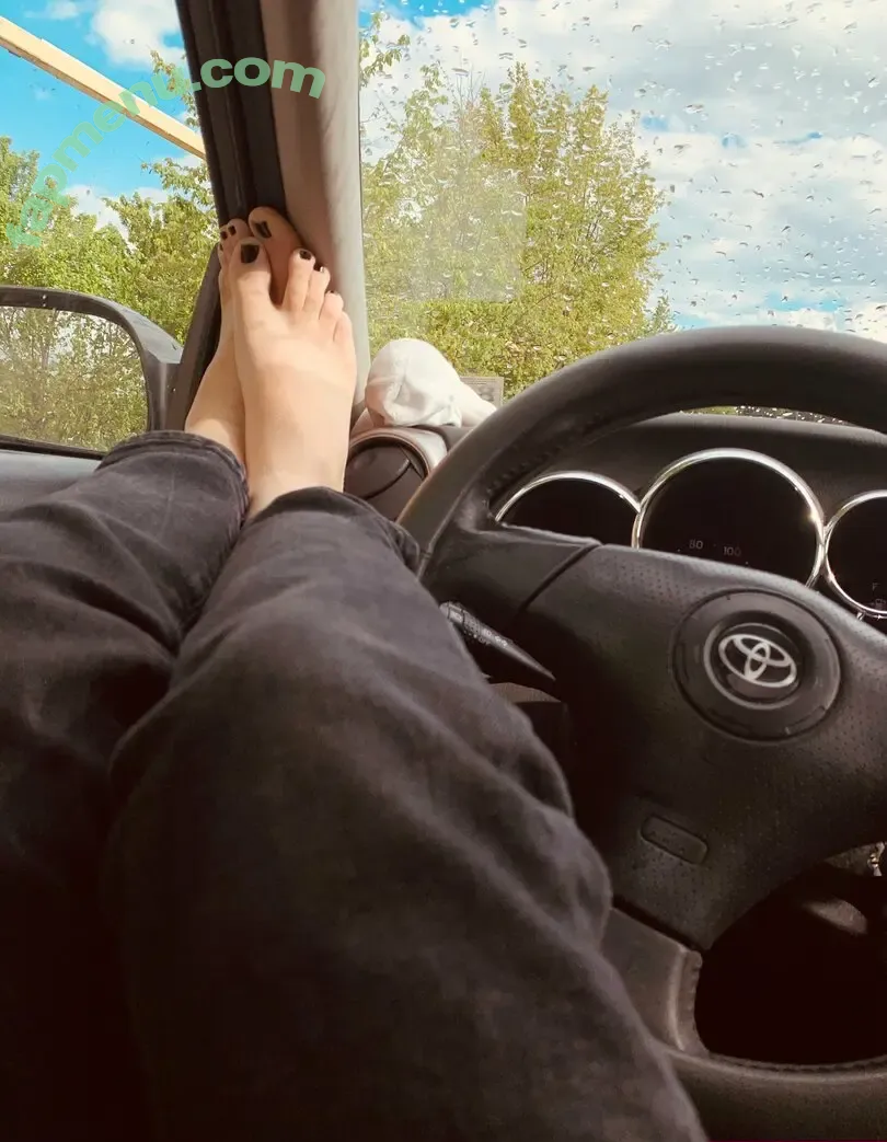 thebreefontaine nude photo #0006 (thebreefontaine)