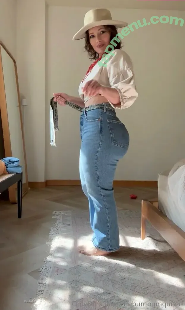 thebumbumqueen nude photo #0006 (ana.pessack)