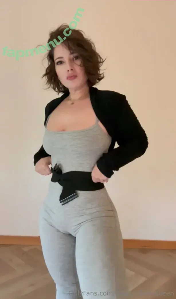 thebumbumqueen nude photo #0001 (ana.pessack)