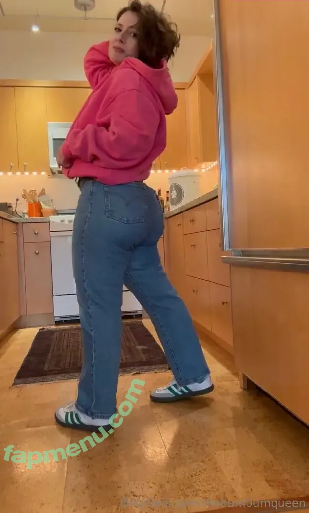 thebumbumqueen nude photo #0012 (ana.pessack)