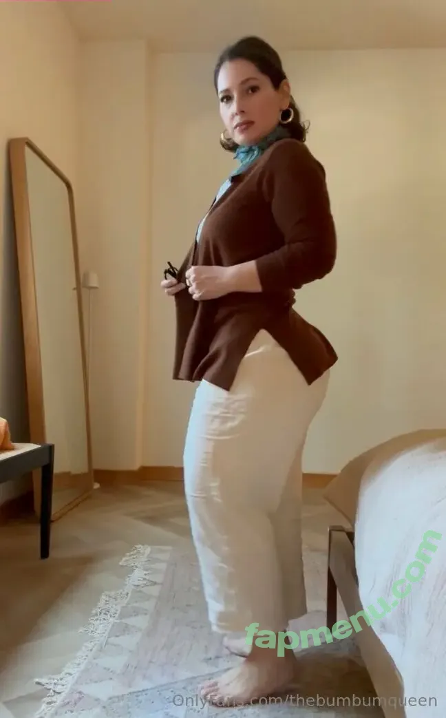 thebumbumqueen nude photo #0027 (ana.pessack)