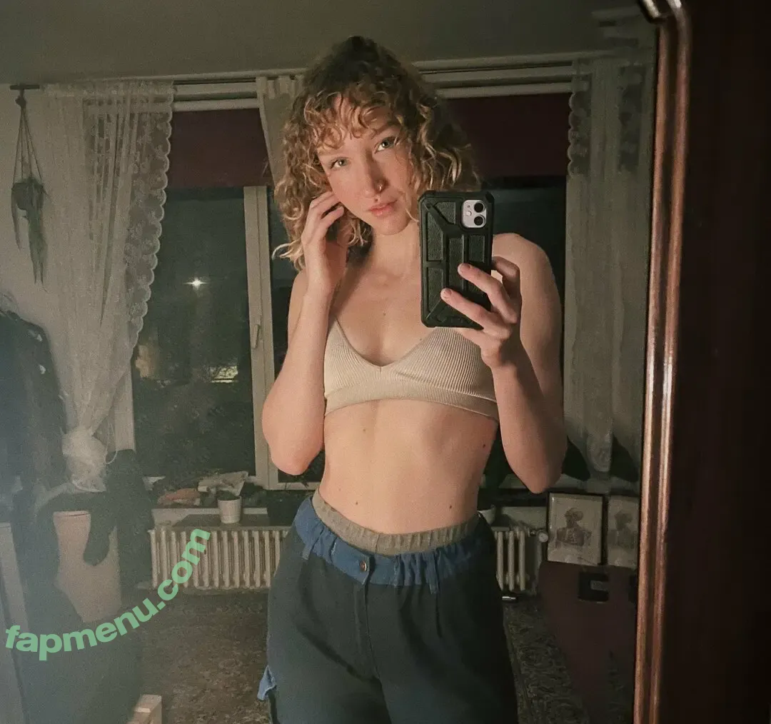 thebushdimension nude photo #0011 (thebushdimension)