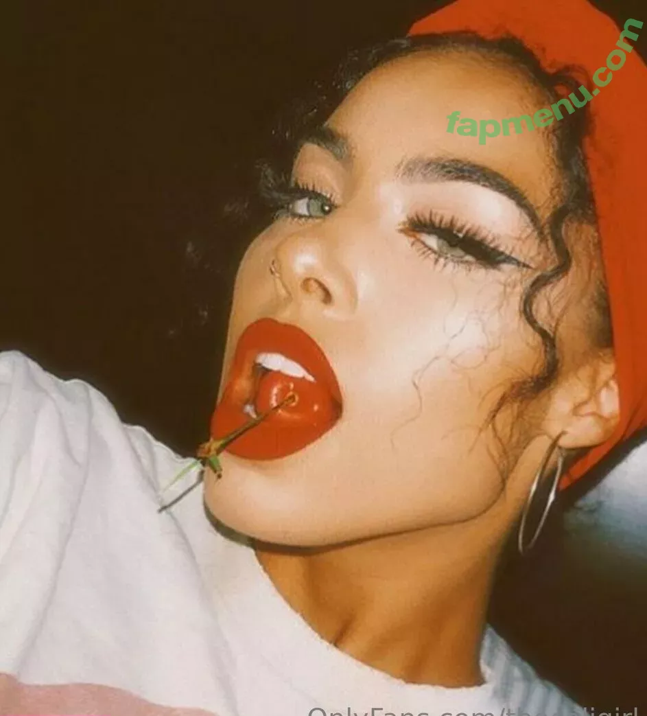 thecaligirl nude photo #0076 (cameronnicolesmith)