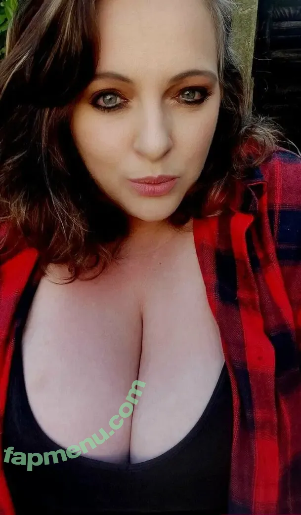 thechellykox nude photo #0320 (thebbwbarbie)