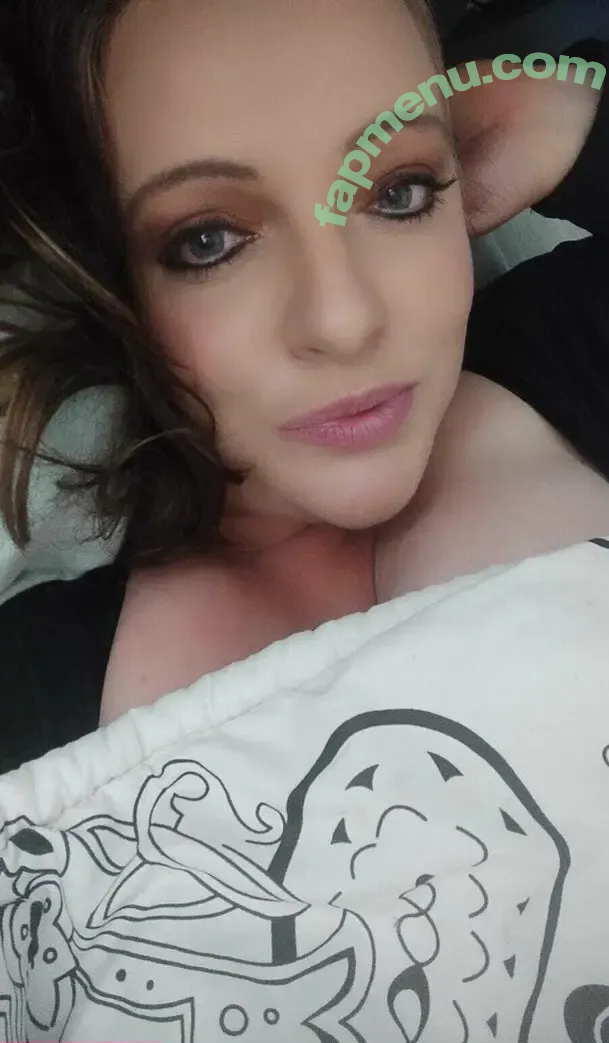 thechellykox nude photo #0337 (thebbwbarbie)