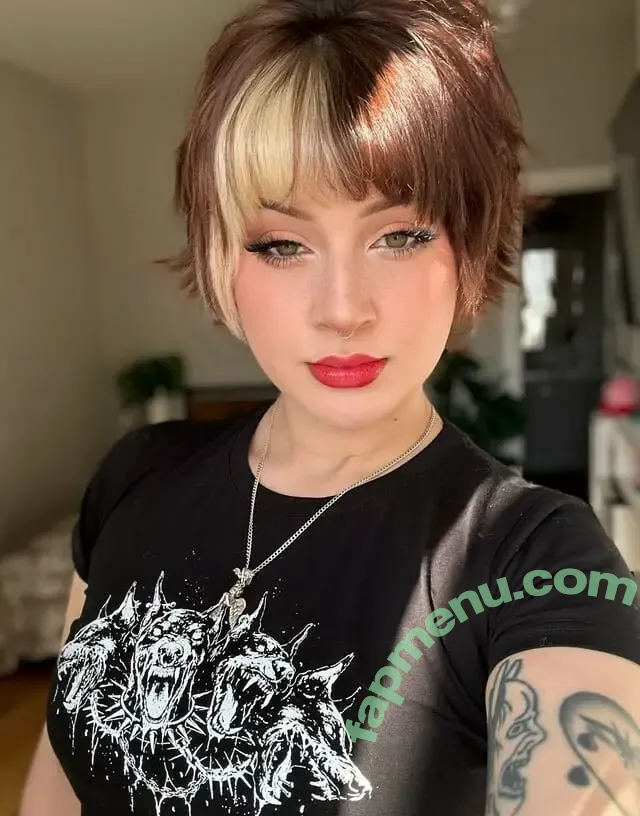 thecherrybxmb nude photo #0170 (sweethoneybunnyyy / thecherrybxxxmb / xolilhunixo)