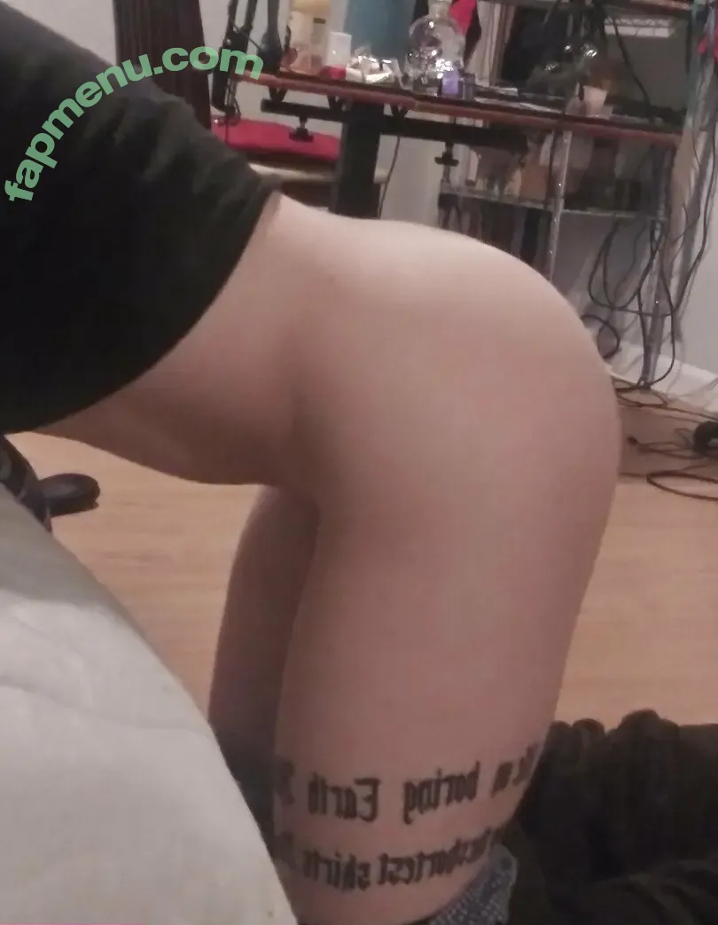 theclericyarrow nude photo #0015 (theclericyarrow)