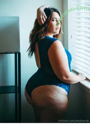 Thecurvyfoxx / Alex Blair / Itsalexblair / alexblairmusic nude photo #0057