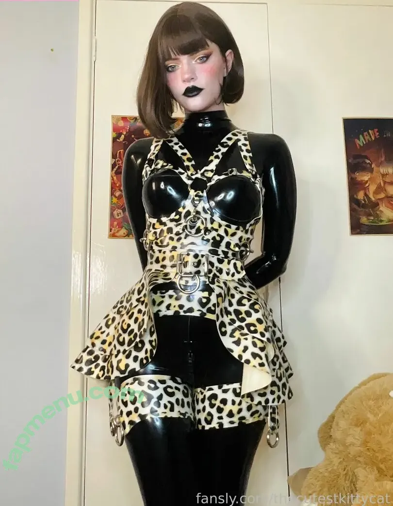 thecutestkittycat nude photo #0518 (thecutestkittycat)