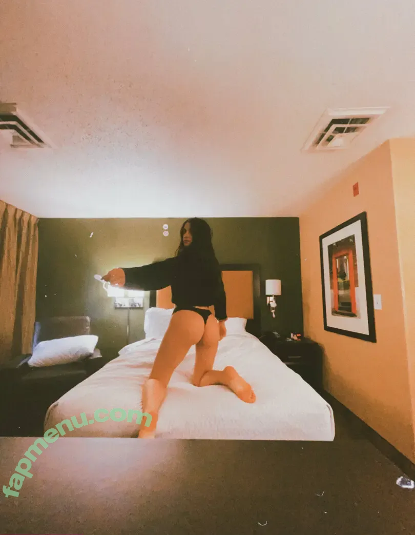 thedakotalyn nude photo #0019 (skyress_vip)
