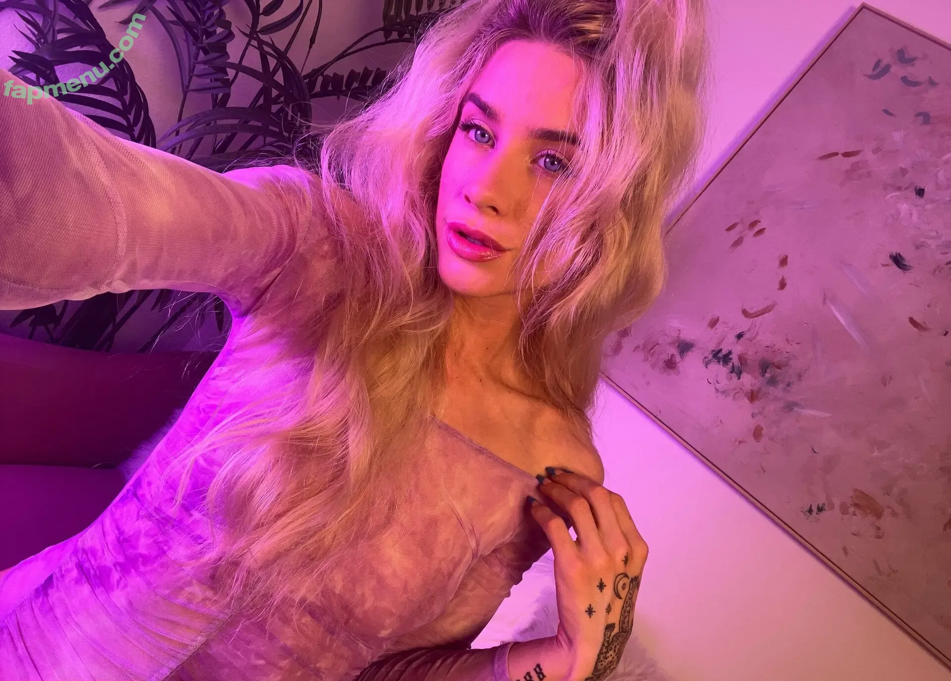 thedakotalyn nude photo #0333 (thedakotalyn)