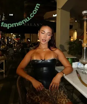 thedanihin / Daniela Hincapie / daniihiin nude photo #0015