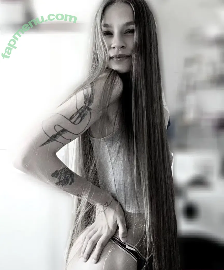 TheDevilInside nude photo #0029 (chellys.breadfactory)