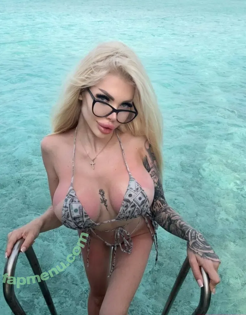 thedollbarbara nude photo #0083 (THETSDOLLbarbie / dollbarbara)