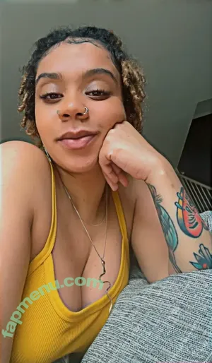  nude photo #0002