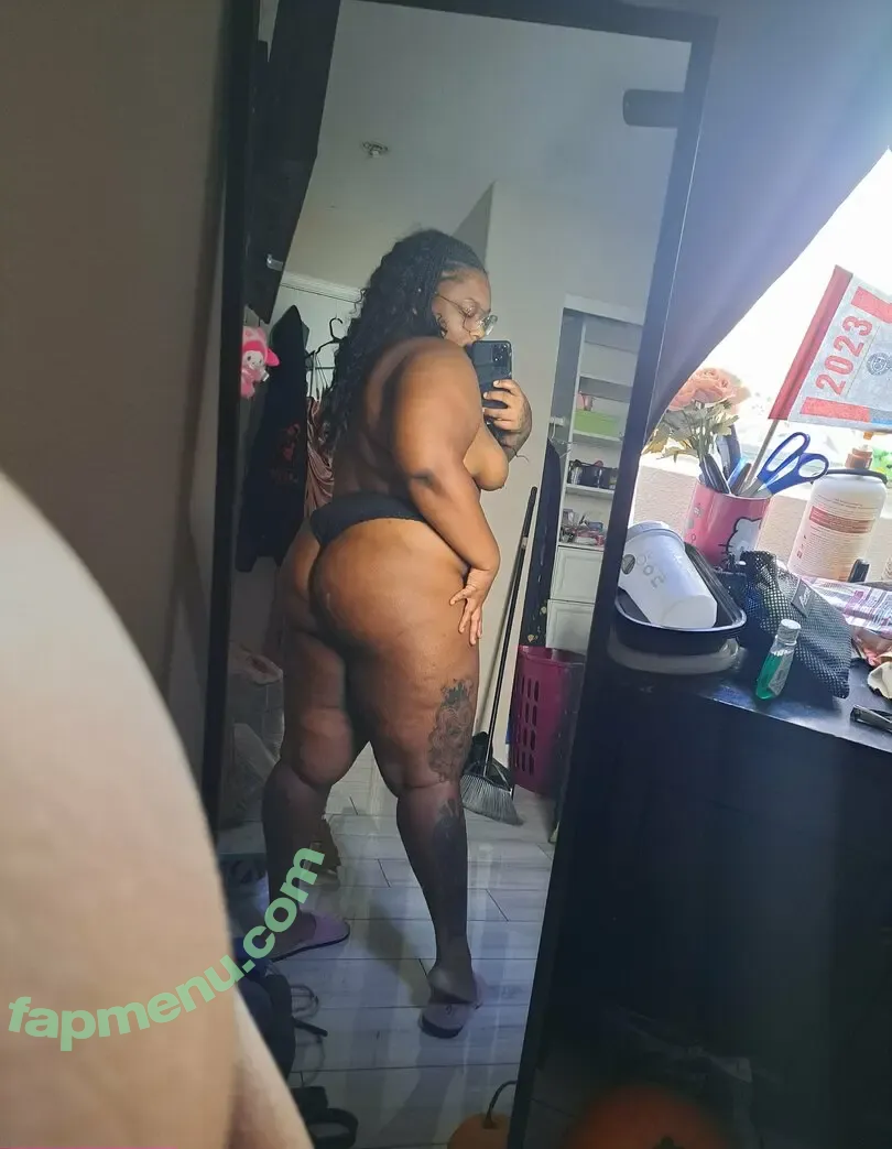 theebootyscout nude photo #0005 (theebootyscout)