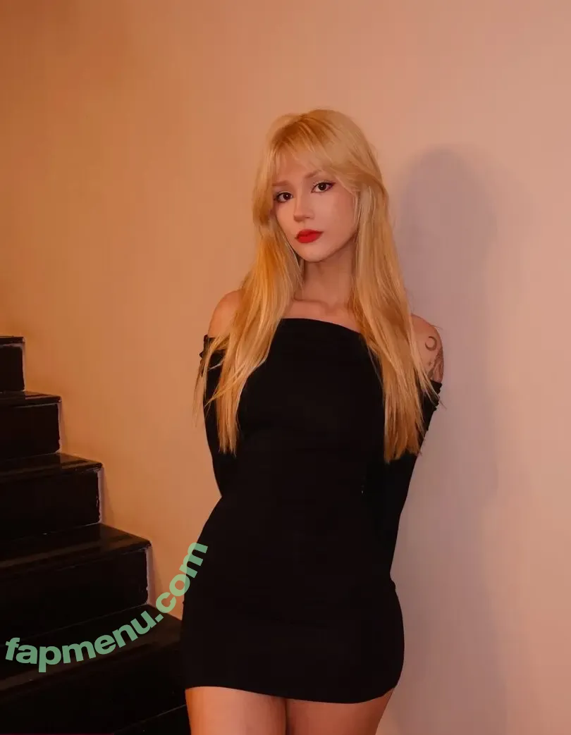 _theecat_ nude photo #0058 (Agatha / agatha.s.free)