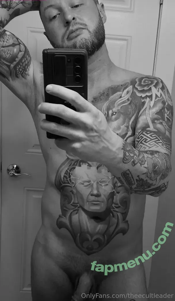 theecultleader nude photo #0001 (theecultleader)