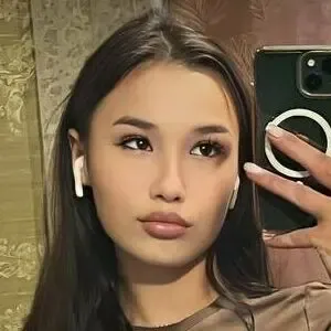 theeemily / theeemilyy nude photo #0025