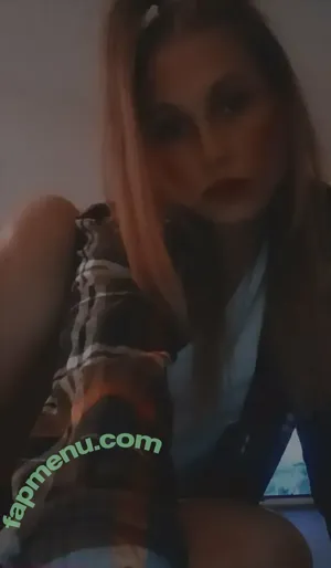  nude photo #0002