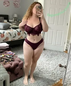 theehourglassswitch / hourglassswitch nude photo #0003