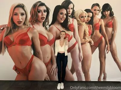TheEmilyBloom / heidi.rom / heidi_rom nude photo #0221
